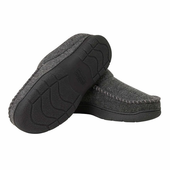 Dearfoams Men’s Slippers w/ Indoor/Outdoor Outsole - Picture 8 of 9